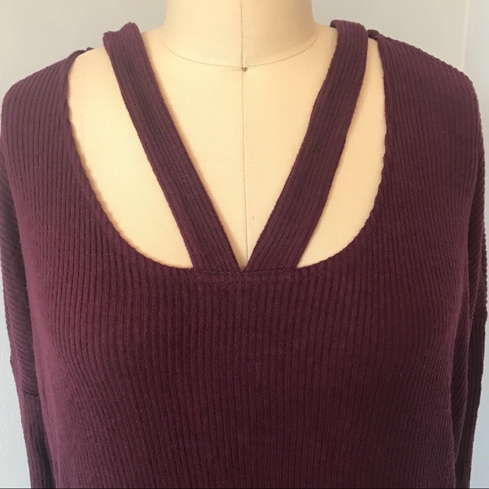 Express Pullover Loose Fit Sweater - Picture 2 of 8